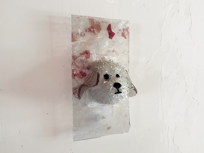 Alfie Wall hanging of small, white dog glass sculpture