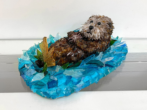 Marina Mini Sea Otter glass sculpture