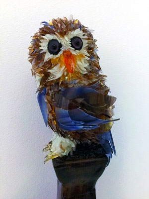 Rue Blue Owl glass sculpture
