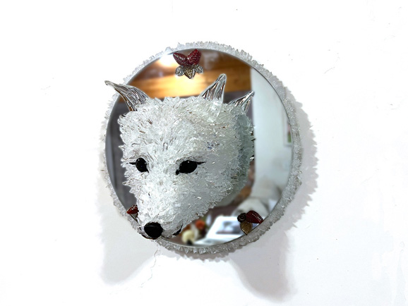 Whisper Arctic Fox glass sculpture