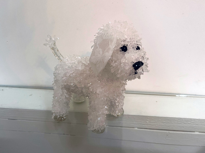 Yoyo Small fluffy dog with sparkly tail glass sculpture